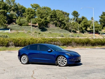 2022 Tesla Model 3 Long Range - miniatura 7