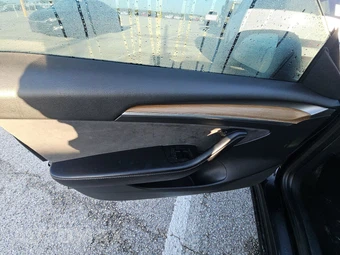 2022 Tesla Model 3 Long Range – miniatura 9
