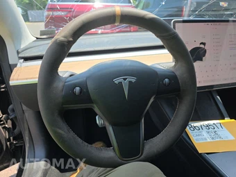 2022 Tesla Model 3 Long Range - miniatura 10