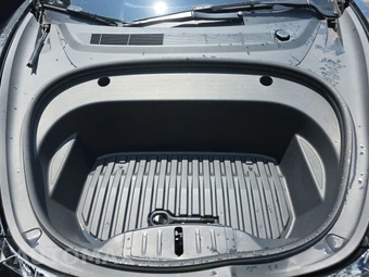 2022 Tesla Model 3 Long Range - miniatura 15
