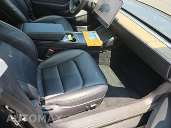 2022 Tesla Model 3 Long Range - miniatura 8
