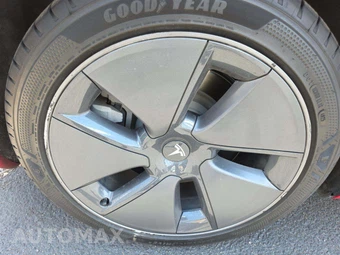 2022 Tesla Model 3 Long Range - miniatura 23