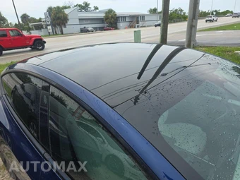 2022 Tesla Model 3 Long Range - miniatura 12