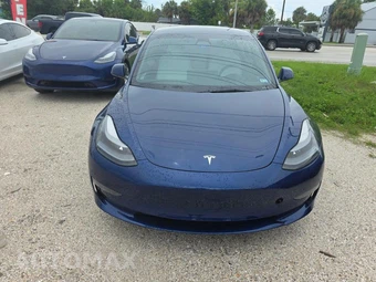 2022 Tesla Model 3 Long Range - miniatura 2