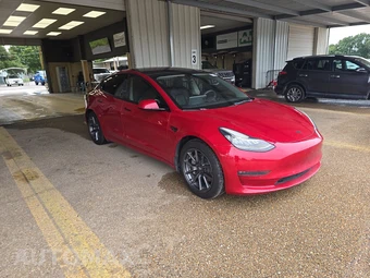 2022 Tesla Model 3 Long Range - miniatura 3
