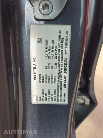 2022 Tesla Model 3 Long Range – miniatura 2