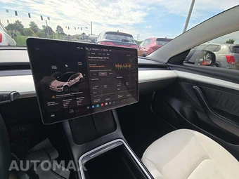 2022 Tesla Model 3 Long Range – miniatura 7