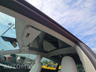 2022 Tesla Model 3 Long Range – miniatura 8