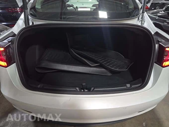 2022 Tesla Model 3 Long Range - miniatura 14