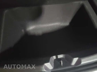 2022 Tesla Model 3 Long Range - miniatura 15