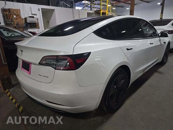 2022 Tesla Model 3 Long Range - miniatura 3