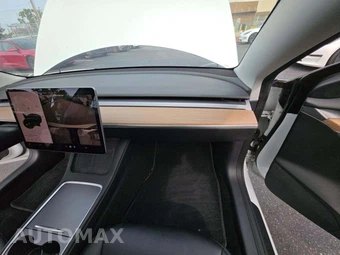 2022 Tesla Model 3 Long Range - miniatura 16