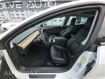2022 Tesla Model 3 Long Range - miniatura 3