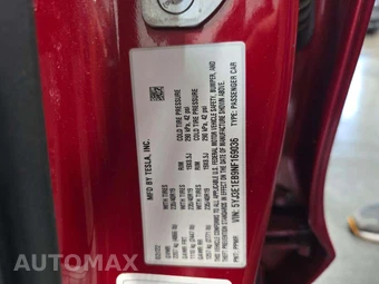 2022 Tesla Model 3 Long Range - miniatura 5