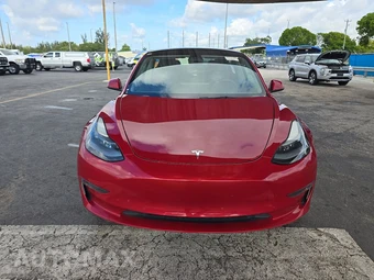 2022 Tesla Model 3 Long Range – miniatura 2