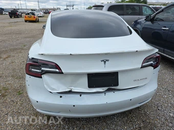 2022 Tesla Model 3 Performance - miniatura 5