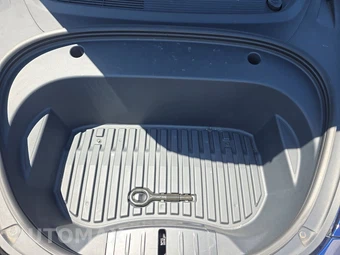 2022 Tesla Model 3 Performance - miniatura 15