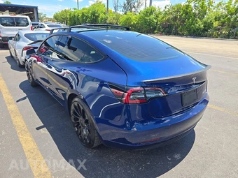 2022 Tesla Model 3 Performance - miniatura 6