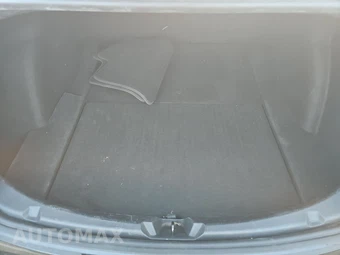 2022 Tesla Model 3 Performance - miniatura 16
