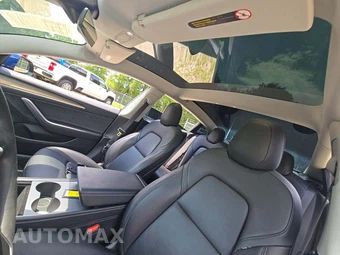 2022 Tesla Model 3 Performance - miniatura 8