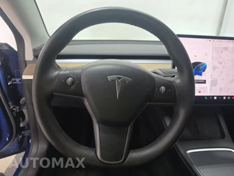 2022 Tesla Model 3 Standard Range – miniatura 10