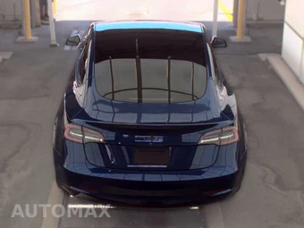 2022 Tesla Model 3 Standard Range – miniatura 5
