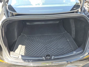 2022 Tesla Model 3 Standard Range – miniatura 16
