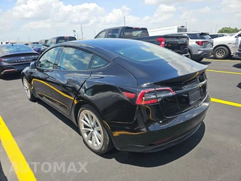 2022 Tesla Model 3 Standard Range – miniatura 6