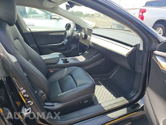 2022 Tesla Model 3 Standard Range – miniatura 8