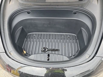 2022 Tesla Model 3 Standard Range - miniatura 15