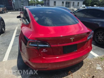 2022 Tesla Model 3 Standard Range - miniatura 5