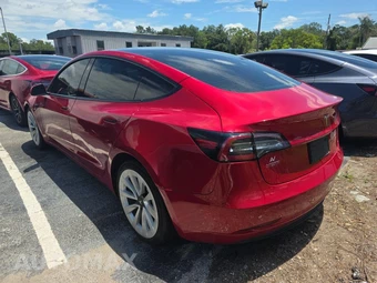 2022 Tesla Model 3 Standard Range - miniatura 6