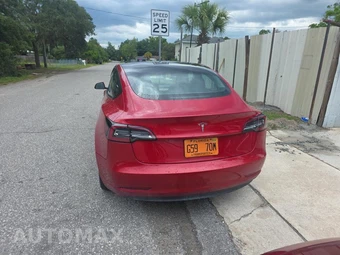 2022 Tesla Model 3 Standard Range – miniatura 5