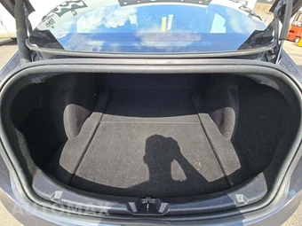 2022 Tesla Model 3 Standard Range – miniatura 11