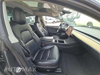2022 Tesla Model 3 Standard Range – miniatura 15
