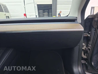 2022 Tesla Model 3 Standard Range – miniatura 16