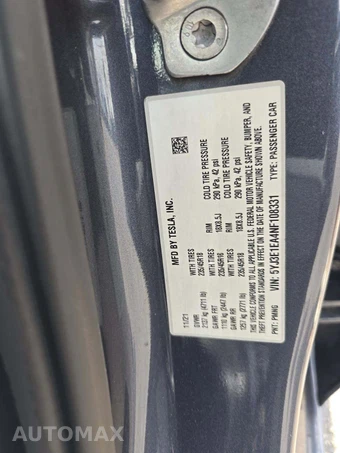 2022 Tesla Model 3 Standard Range – miniatura 2