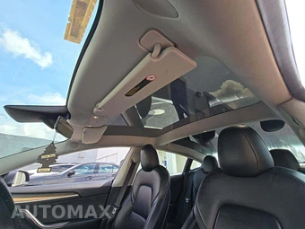 2022 Tesla Model 3 Standard Range – miniatura 8