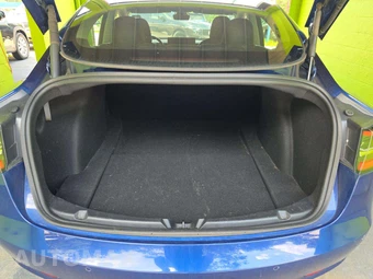 2022 Tesla Model 3 Standard Range – miniatura 14
