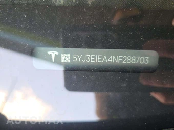 2022 Tesla Model 3 Standard Range – miniatura 5