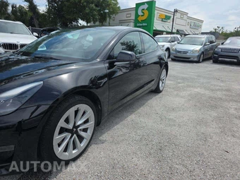 2022 Tesla Model 3 Standard Range