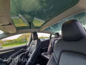 2022 Tesla Model 3 Standard Range – miniatura 11