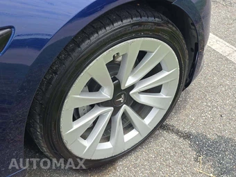 2022 Tesla Model 3 Standard Range – miniatura 27