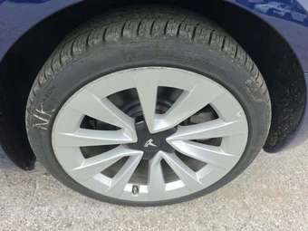 2022 Tesla Model 3 Standard Range - miniatura 20