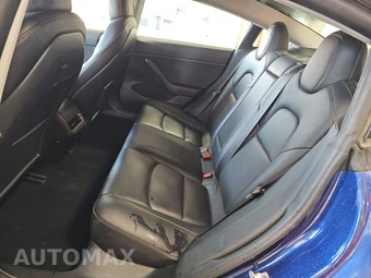 2022 Tesla Model 3 Standard Range – miniatura 13