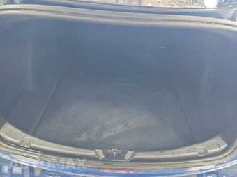 2022 Tesla Model 3 Standard Range – miniatura 16