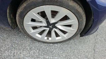 2022 Tesla Model 3 Standard Range – miniatura 26