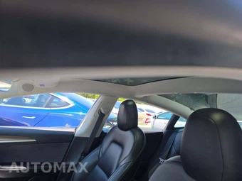 2022 Tesla Model 3 Standard Range - miniatura 11
