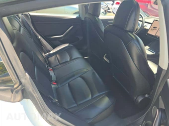2022 Tesla Model 3 Standard Range - miniatura 16