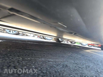 2022 Tesla Model 3 Standard Range - miniatura 17